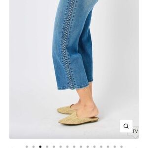 Judy Blue Cropped Denim Jeans